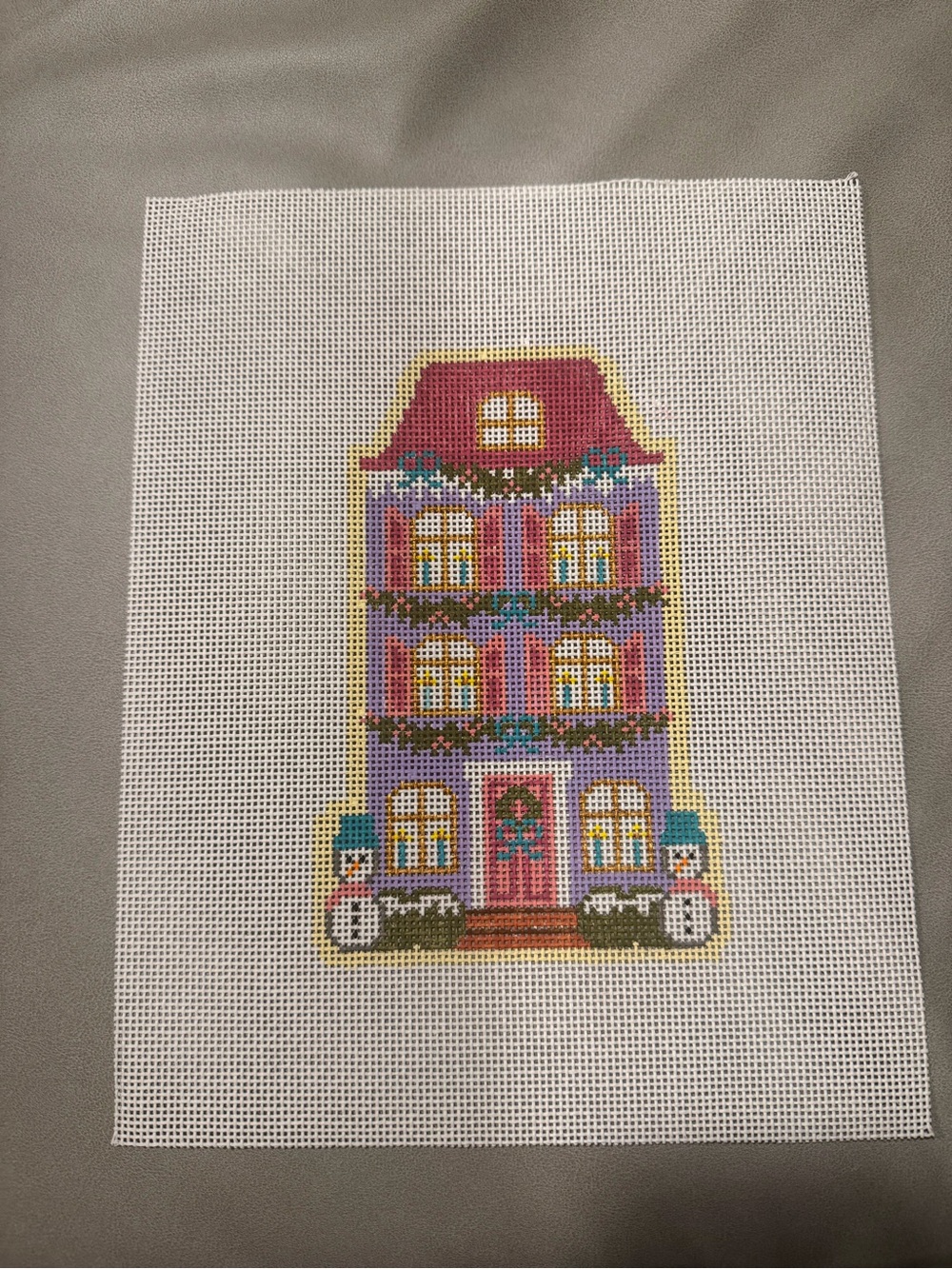 Hand-painted Le point needlepoint Holiday House Canvas